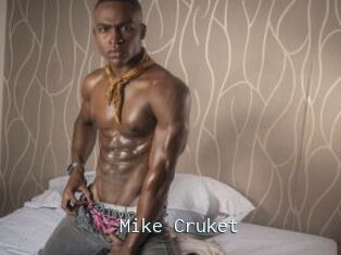 Mike_Cruket