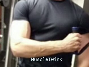 MuscleTwink