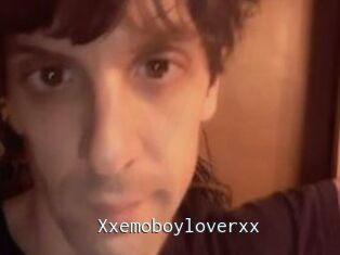 Xxemoboyloverxx